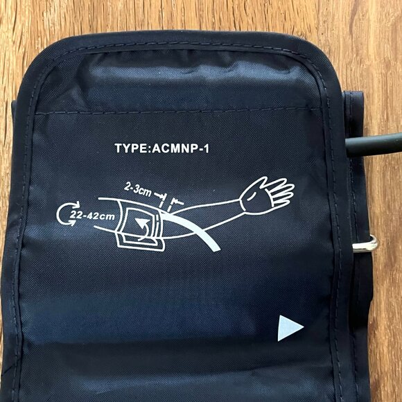 Brand NEW Automatic Digital upper arm Blood pressure monitor. - Picture 4 of 10